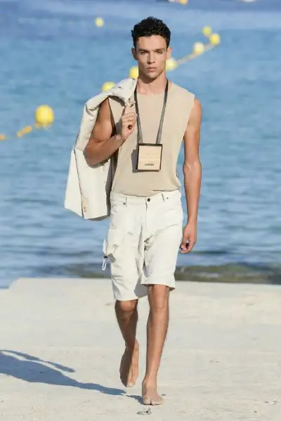 jacquemus_v_64-1530002136.webp