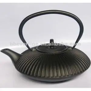 Japanese-style-Cast-Iron-black-teapot-kettle.webp