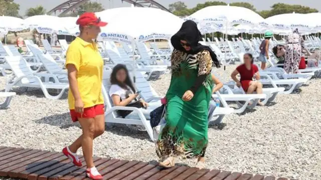 kadinlar_plaji_ustsuz.webp