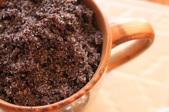 kahve_cilt_maskesi_peeling_cilt_bakimi.webp