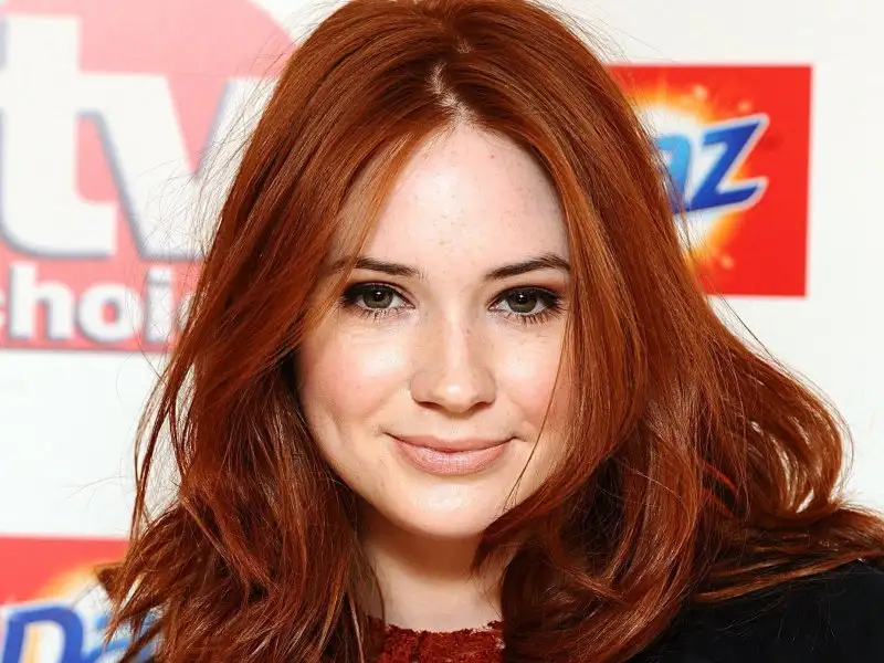Karen-Gillan-Amy-Pond-020.webp