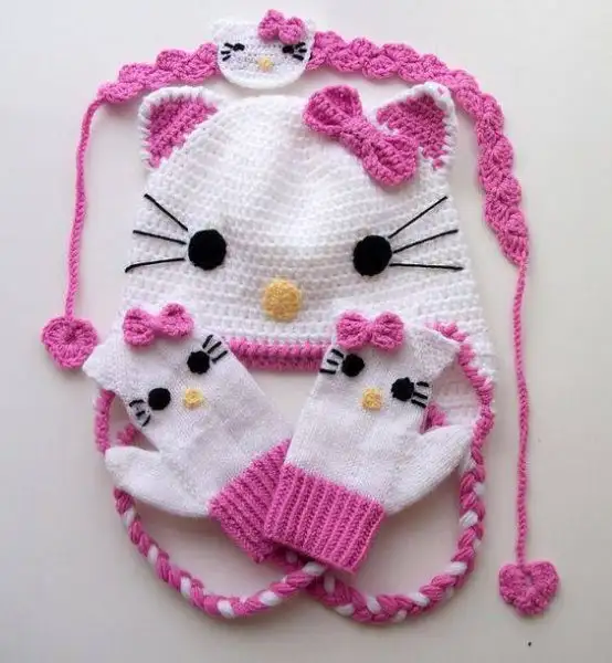 kedi-figurlu-orgu-bere-1.webp