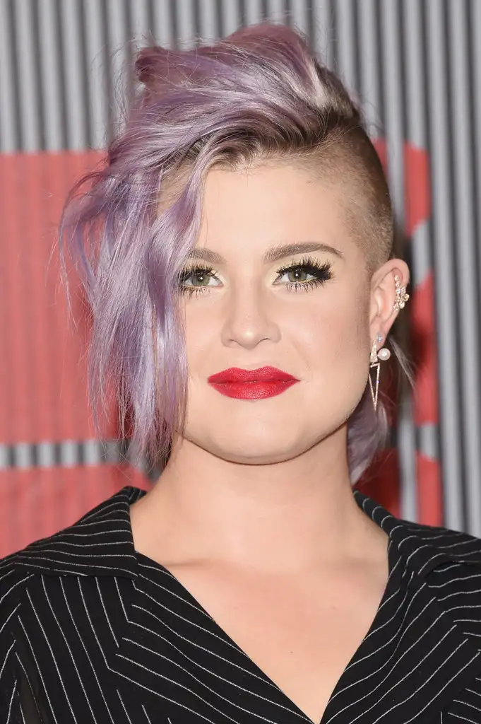Kelly-Osbourne (1).webp