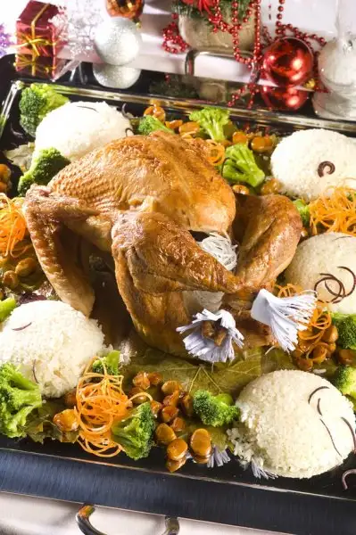 Kestaneli Hindi ve Pilav.webp