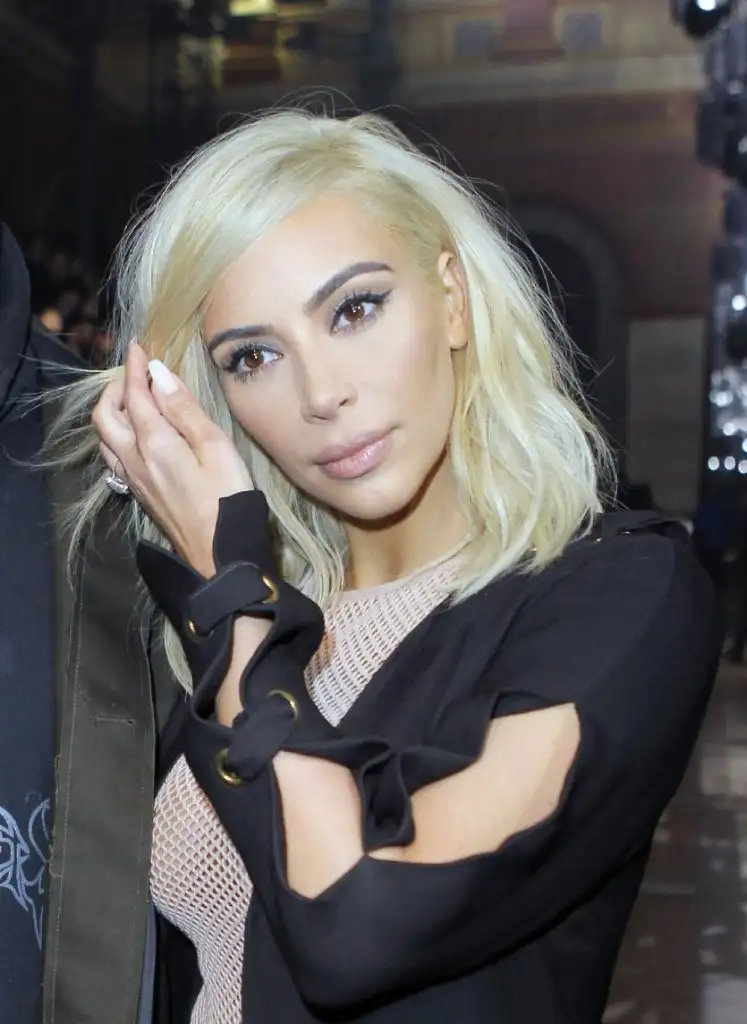 kim-kardashian-attend-the-lanvin-fashion-show-in-paris_1.webp