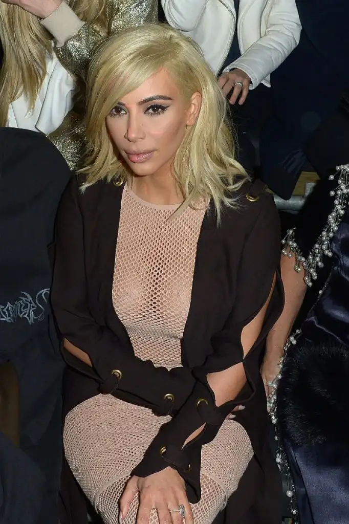 kim-kardashian-attend-the-lanvin-fashion-show-in-paris_5.webp