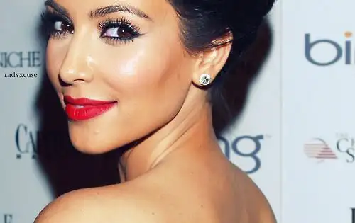 kimkardisiangozmakyajş.webp