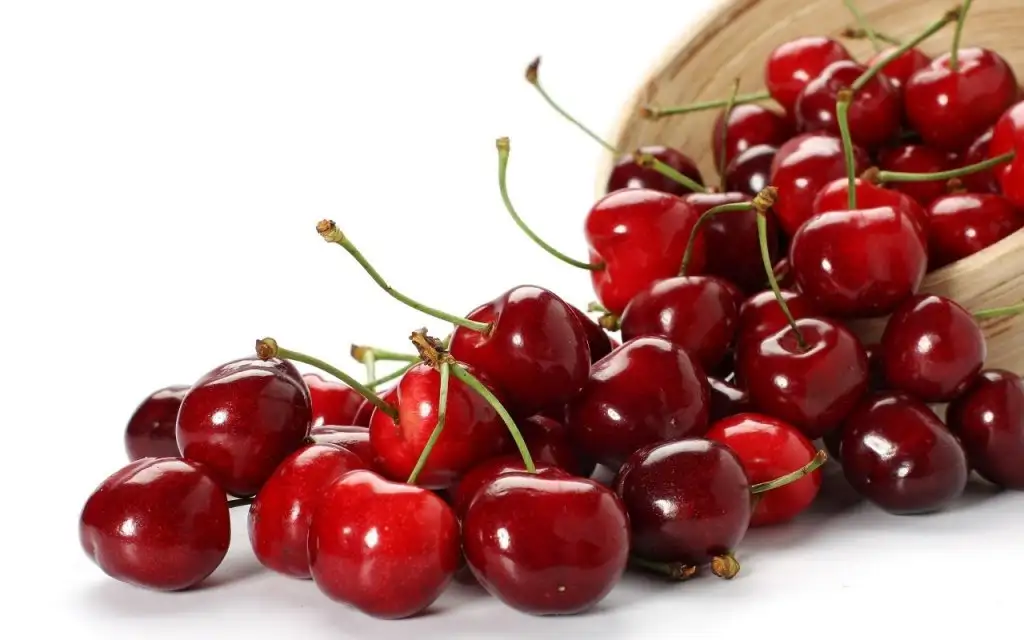 kiraz_fiyatlari_el_yakiyor_h749.webp