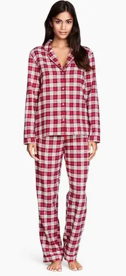 kirmizi pijama takimi.webp