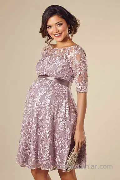kışlık-hamile-elbisesi-6.webp