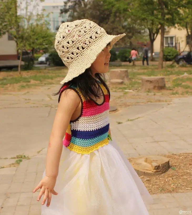 kız-çocuğu-için-örgü-modelleri-2015.webp