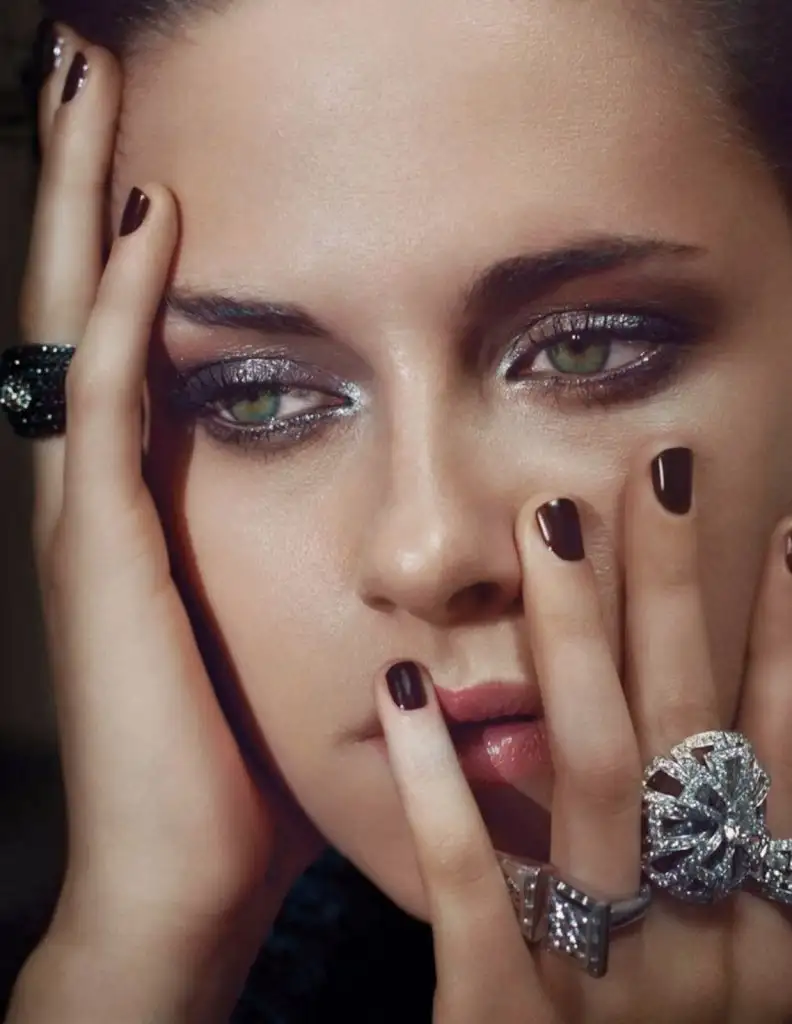 Kristen Stewart in Chanel by Peter Vincent for Madame Figaro 40.webp