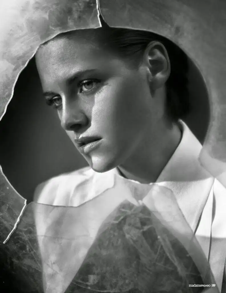 Kristen Stewart in Chanel by Peter Vincent for Madame Figaro 42.webp