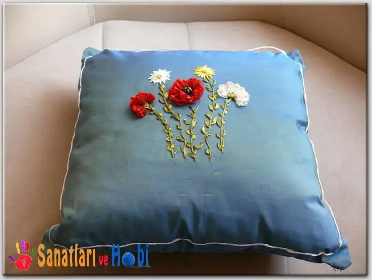 kurdela-nakisli-yastik-modelleri-1.webp