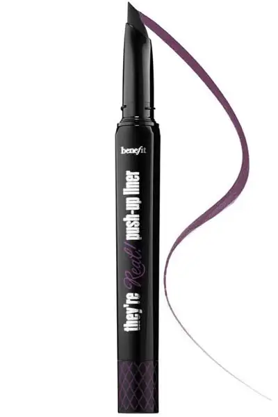 KUSURSUZ-GÖZ-MAKYAJI-İÇİN-EN-İYİ-10-EYELINER-2.webp