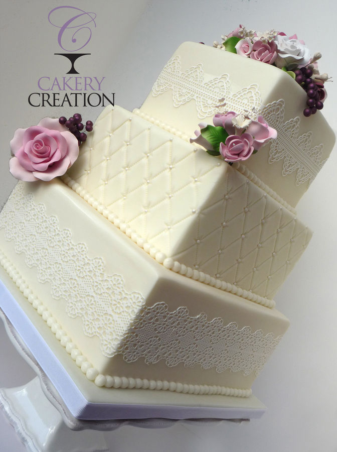 Lace-Wedding-Cakes-17.jpeg