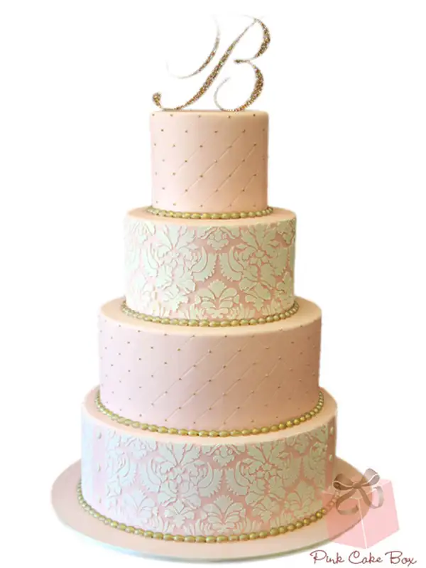 Lace-Wedding-Cakes-22.webp