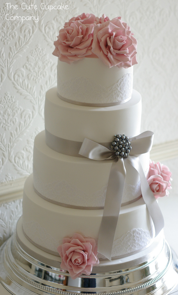 Lace-Wedding-Cakes-23.jpg