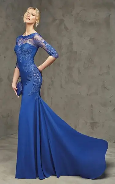 laci-dantelli-abiye-modeli.webp