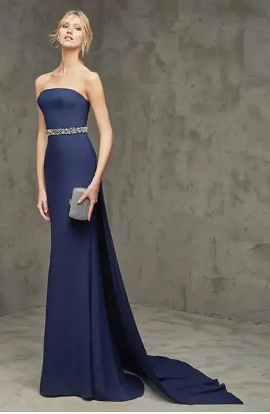 laci-straplez-abiye-modeli.webp