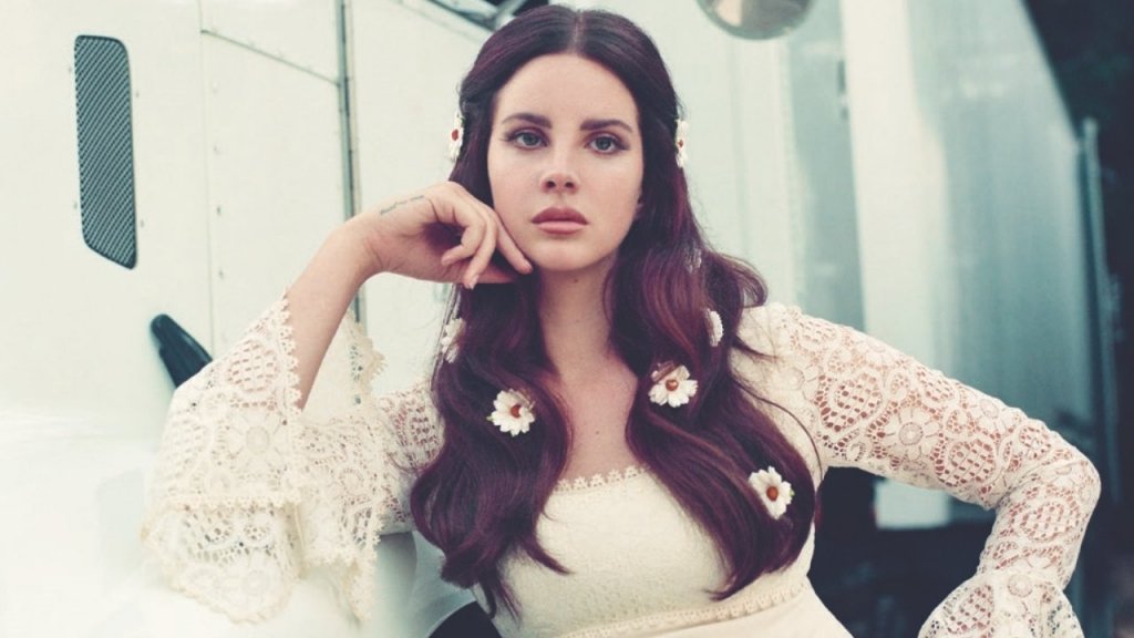 Lana Del Rey kimdir.jpg