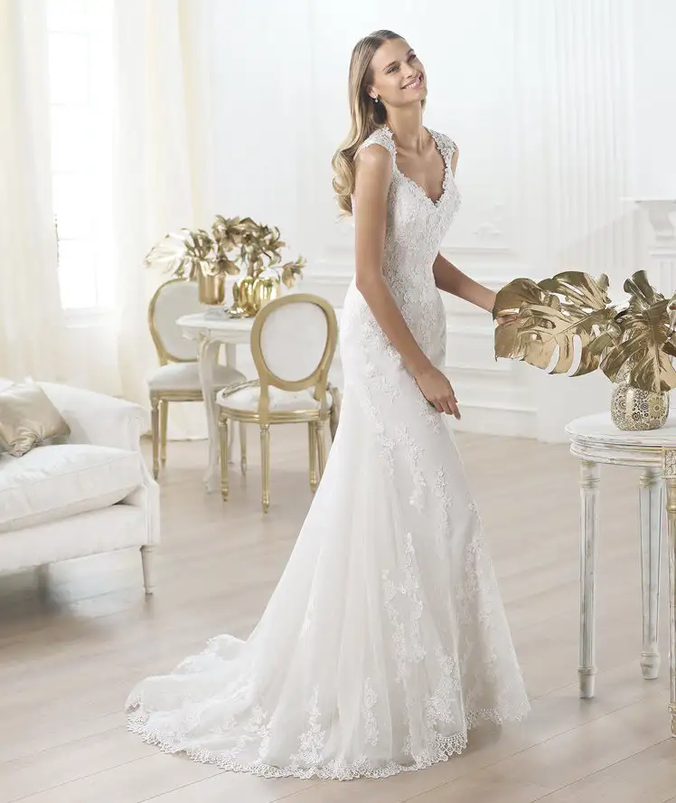 LAREN_B.webp