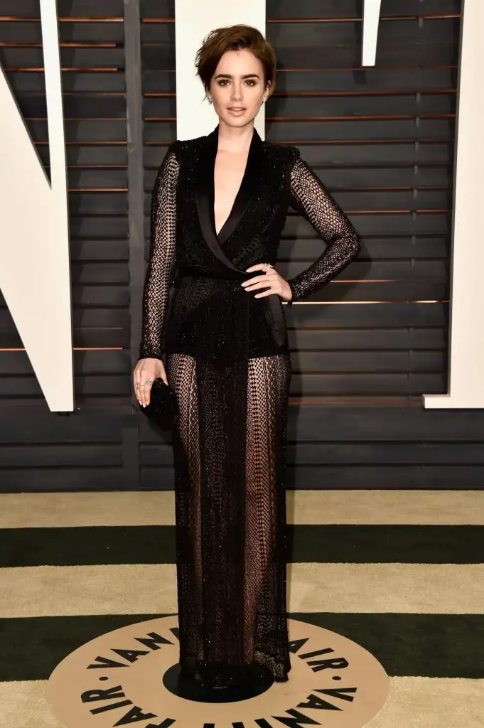 lily-collins-attends-the-2015-vanity-fair-oscar-party-in-hollywood_3.webp