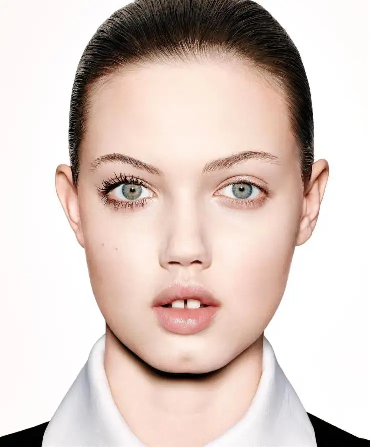 lindsey-wixson-by-richard-burbridge-for-m-le-monde-april-2015-6.webp