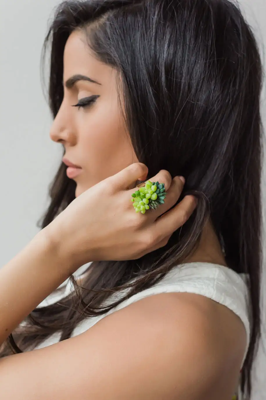 living-plant-succulent-jewelry-susan-mcleary-passionflower-11.webp