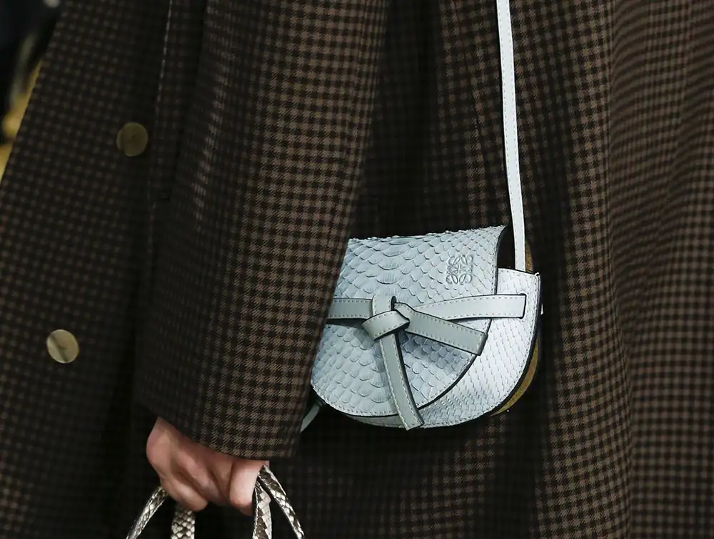 Loewe-sonbahar-2018-canta.webp