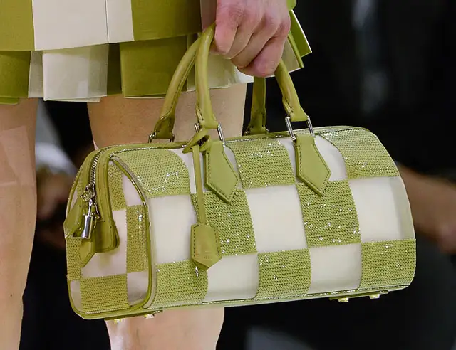 Louis-Vuitton-ilkbahar-çanta-modeli.webp