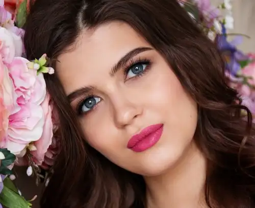 makyaj1g.webp