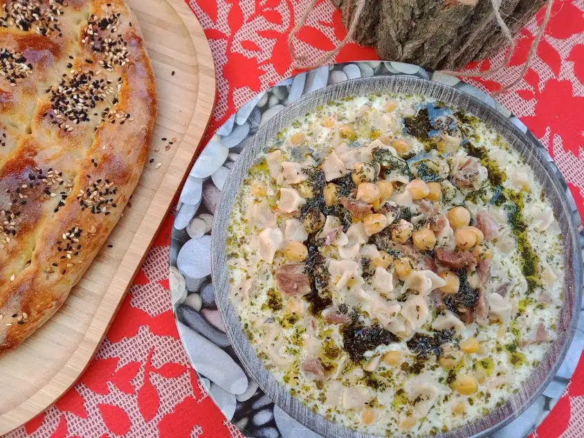 mantı çorbası.jpg