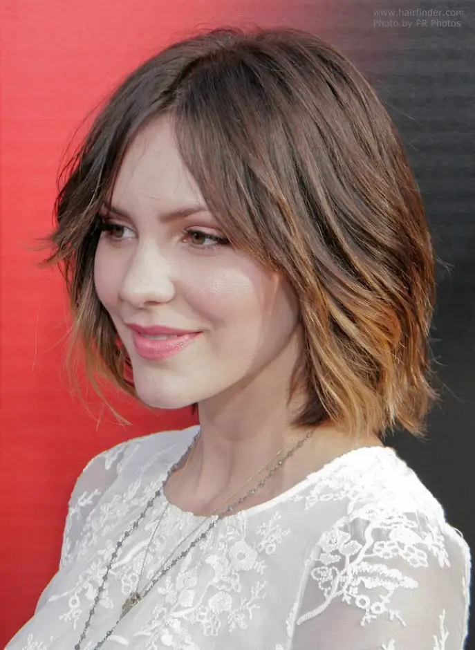 medium-hairstyles-katharine-mcphee.webp