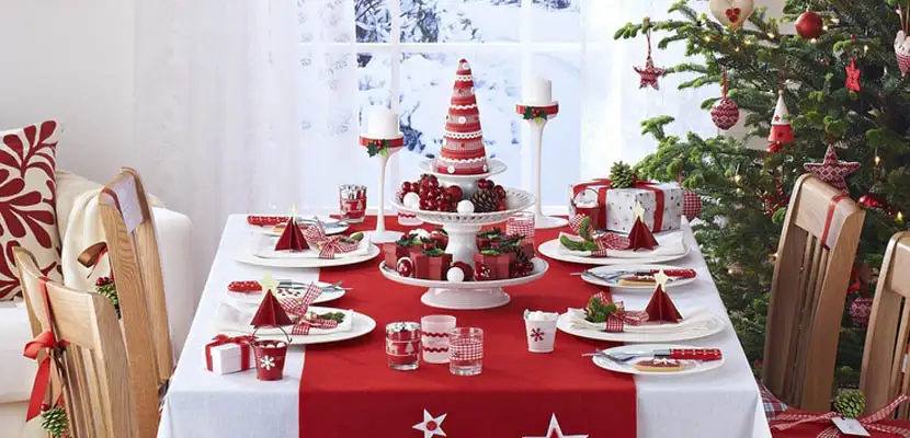 mesa-de-navidad-tradicional-2.webp