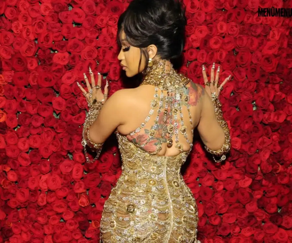 met_gala_tirnak_nail_tasarimlar_2022.webp