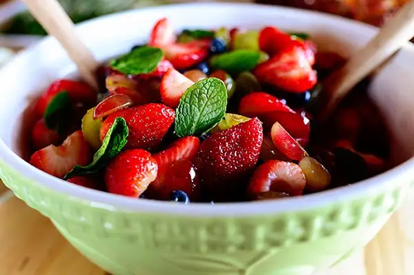 meyve-salatasi.webp