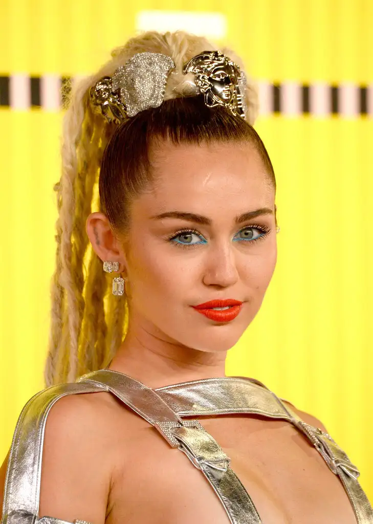 Miley-Cyrus.webp
