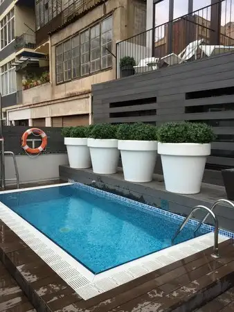mini-pool-just-by-our.webp