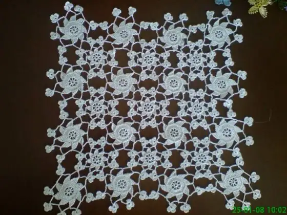 minik-cicek-motifli-gümüşlük-dantel-modeli-2014.webp