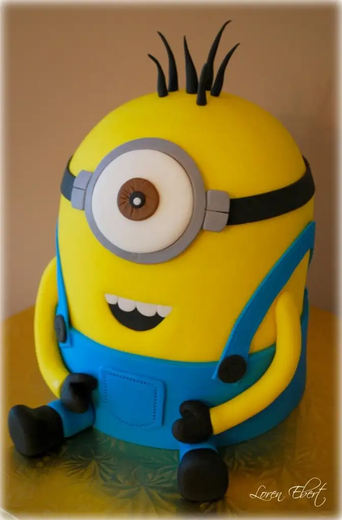 Minion-Cakes-1.webp