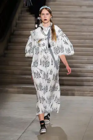 Miu-Miu-RS16-0658.webp