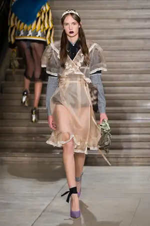 Miu-Miu-RS16-0777.webp