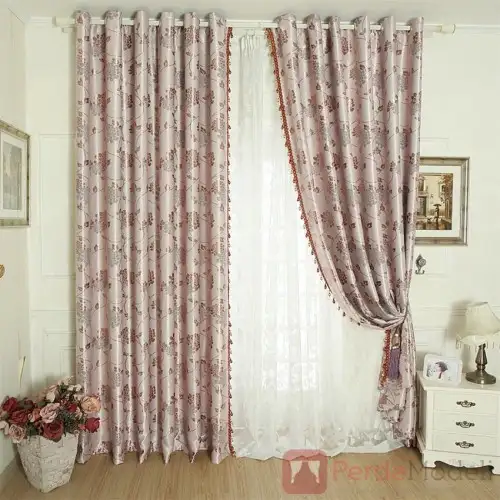 MODERNRUSTIKPERDEMODELLERI8b0fa_md.webp