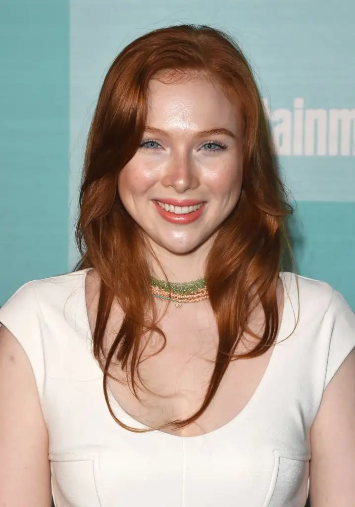 molly-quinn-attends-the-entertainment-weekly-party-at-comic-con_1.webp