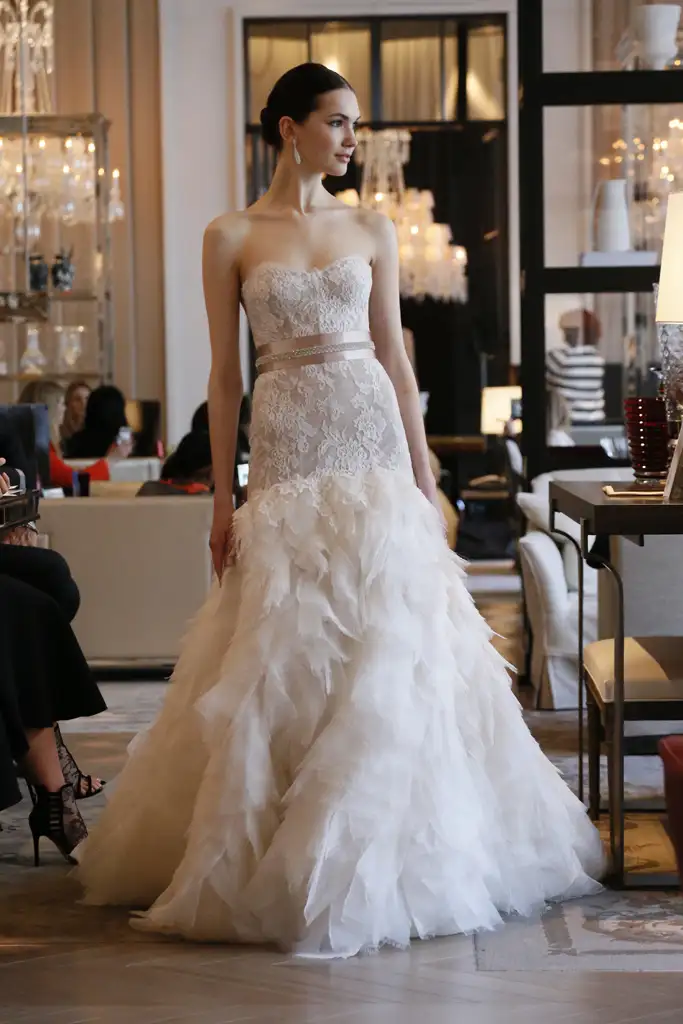 monique-lhuillier-br-171 (1).webp