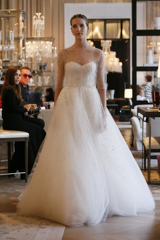monique-lhuillier-br-201.webp
