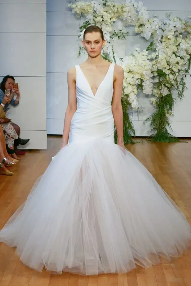 Monique_İhuillier Gelinlik (2).webp