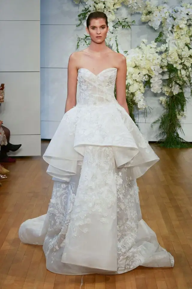 Monique_İhuillier Gelinlik (3).jpg