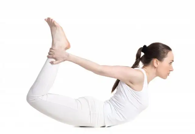 mukemmel-gogusler-icin-7-etkili-yoga-egzersizi-8557177.webp